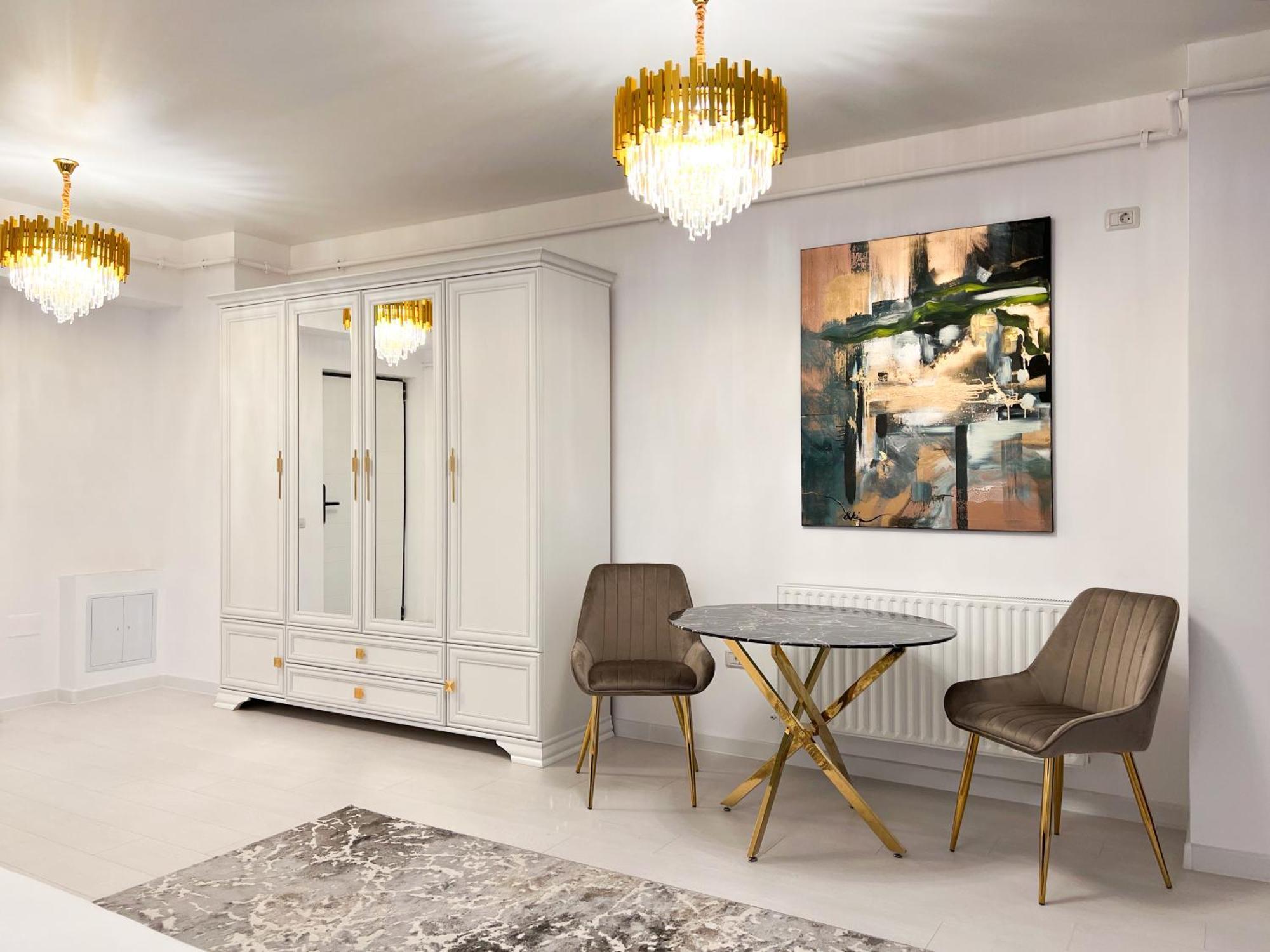 Happy Studio By Rh Living Бухарест Екстер'єр фото